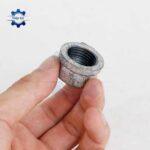 bit ren trong sat kem